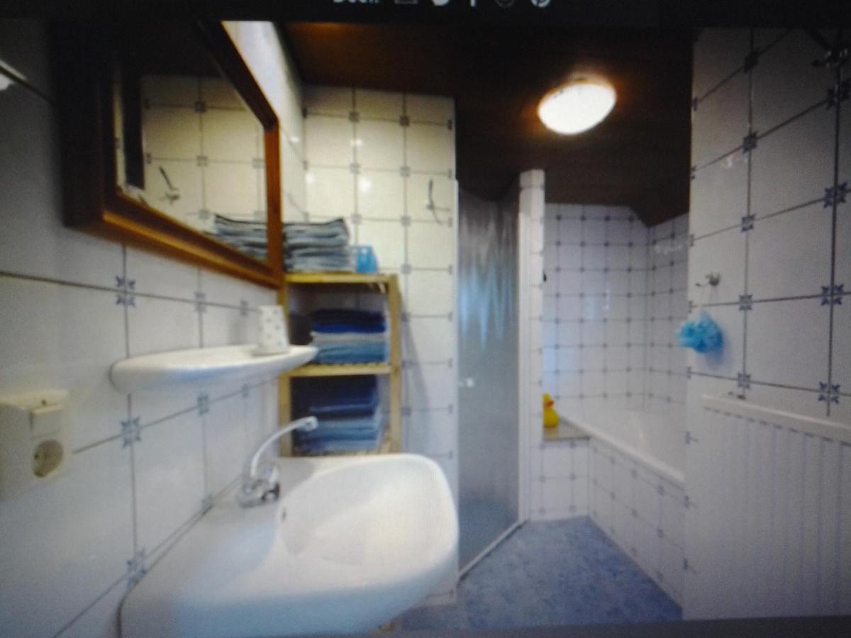 Bed & Breakfast “ Gastvrij Onthaal “ Een-West Eksteriør billede